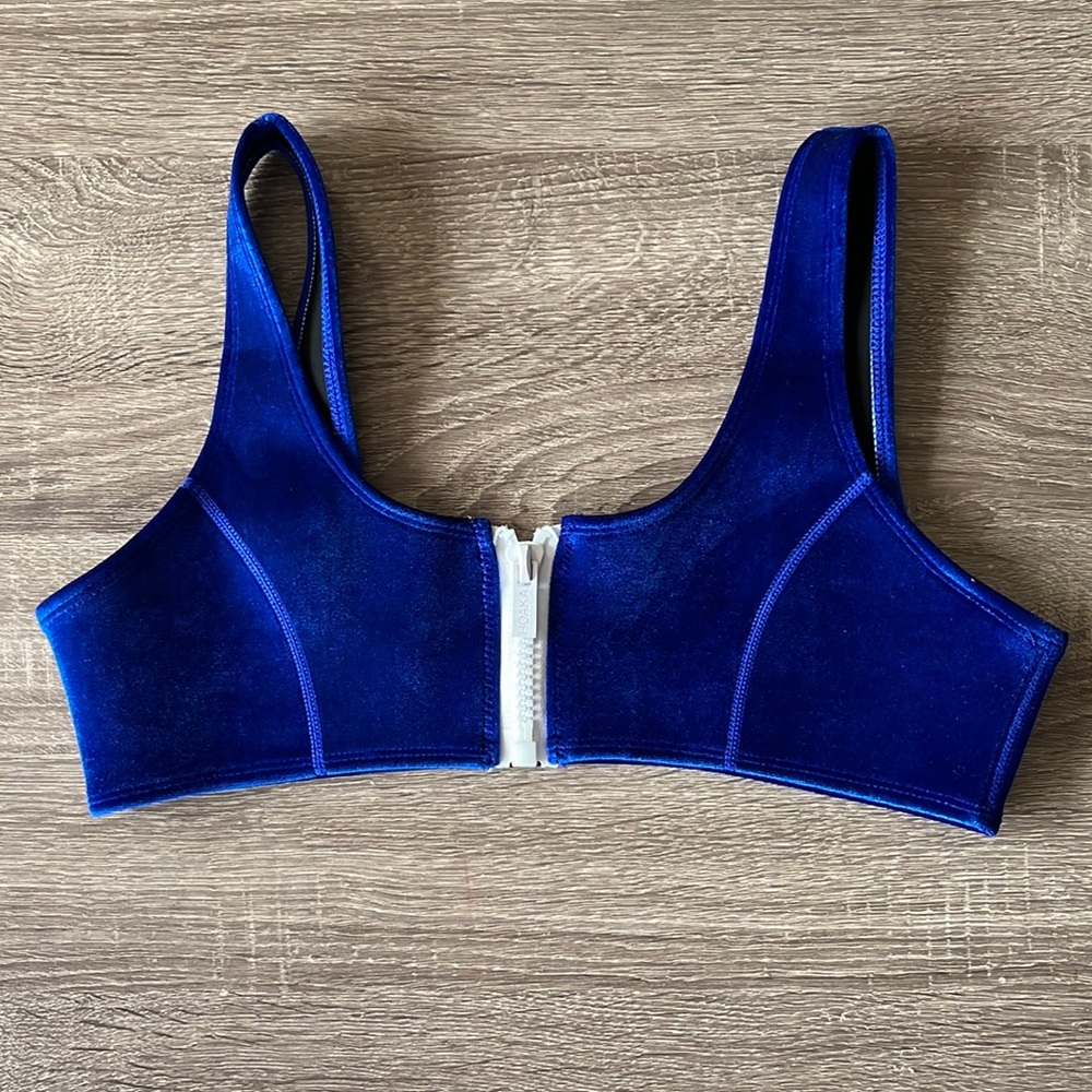 Hoaka royal velvet bikini top NWOT
